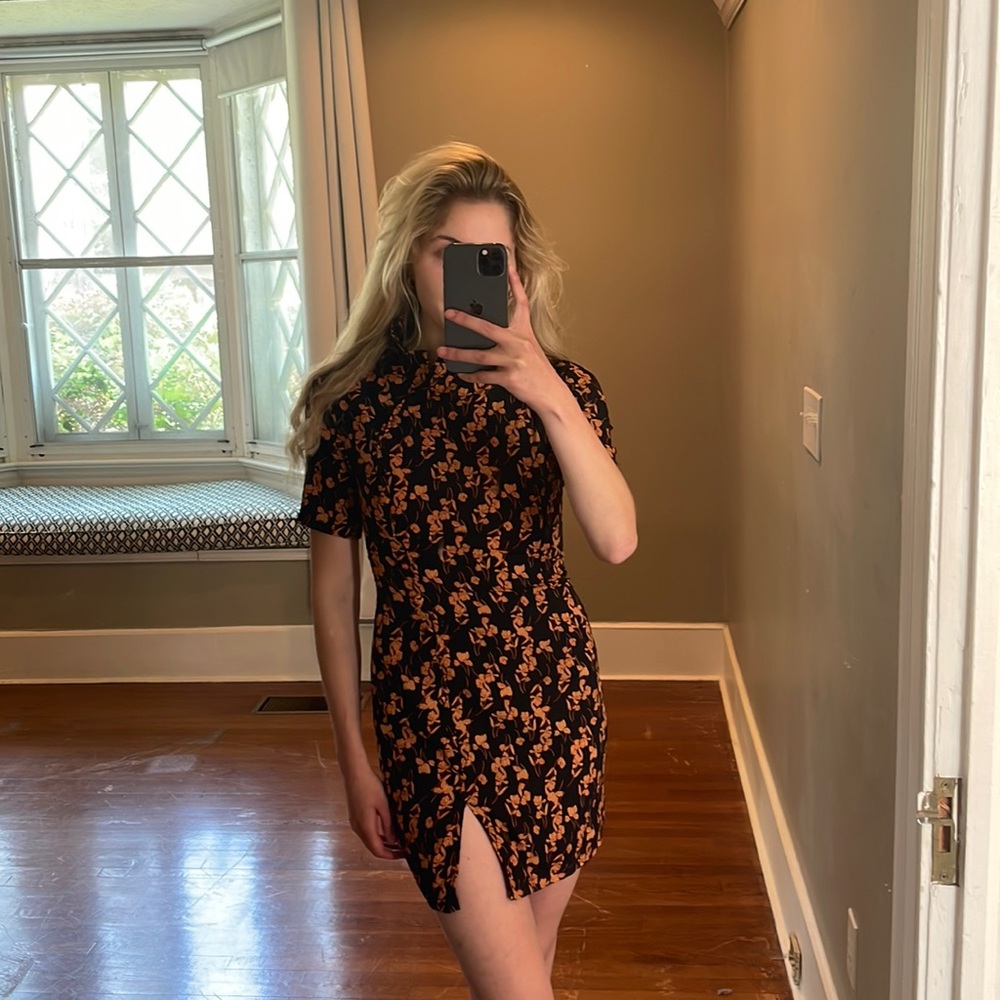 PRETTYLITTLETHING: Black Satin Floral Print Button Detail Bodycon Dress